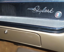 Load image into Gallery viewer, OER Diecast Skylark Script Dash Emblem For 1966 Buick Skylark Models