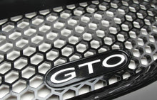 Load image into Gallery viewer, Reproduction Black Plastic SAP Grille Set 2004-2006 Pontiac GTO