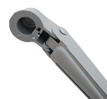 Load image into Gallery viewer, OER 13" Silver Painted Wiper Arm Set 1967-1969 Firebird and Camaro Convertibles