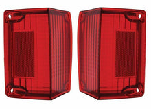 Load image into Gallery viewer, United Pacific Tail Light Lens and Gasket Set For 1970-1972 Chevy EL Camino