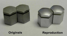 Load image into Gallery viewer, Reproduction Wheel Center Cap & Silver Lugnut Cover Set 2004-2006 Pontiac GTO