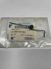 Load image into Gallery viewer, GM Original NOS 92174763 Throttle Pedal Accelerator Spring 2004-2006 Pontiac GTO