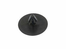 Load image into Gallery viewer, GM NOS 92139057 Hood Insulator Retaining Clip 2004-2006 Pontiac GTO 2008-2009 G8