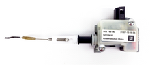 Load image into Gallery viewer, Genuine GM NOS 92210033 Trunk Release Actuator For 2004-2006 Pontiac GTO
