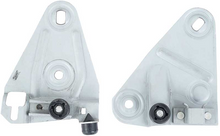 Load image into Gallery viewer, OER Right Hand Door Window Plate and Roller Set 1968-1969 Firebird and Camaro