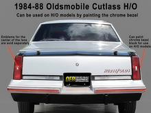 Load image into Gallery viewer, OER Tail Lamp Assembly Set Without Emblems For 1984-1988 Oldsmobile Cutlass
