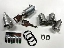 Load image into Gallery viewer, Ignition Door Glovebox and Rear Door Lock Set For 1967-1972 Chevy/GMC Suburbans
