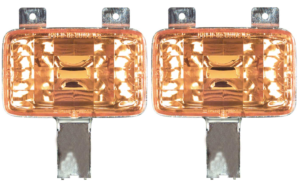 OER Reproduction Amber Lens Standard Park Lamp Assembly Set For 1982-1984 Camaro