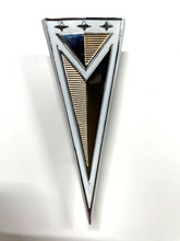 Load image into Gallery viewer, Rear Quarter Panel Arrow Emblem Set For 1963 Pontiac Tempest and LeMans USA Made
