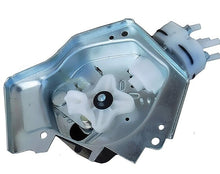 Load image into Gallery viewer, OER 5 Port Windshield or Headlamp Washer Pump For 1970-1971 Chevy Corvette
