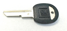 Load image into Gallery viewer, Late Style &quot;D&quot; Door Key Blank For 1991-2002 Camaro/Firebird 1986-1996 Corvette
