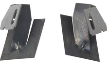 Load image into Gallery viewer, OER Lower Windshield Molding Clip Set For 1975-1979 Nova Ventura Omega Apollo
