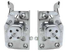 Load image into Gallery viewer, OER Right and Left Hand Door Latch Set 1967-1972 Chevy and GMC Pickup Trucks
