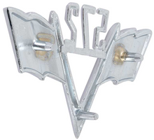 Load image into Gallery viewer, OER Custom 572 Crossed Flag Front Fender Emblem Set For Chevy Car and Trucks
