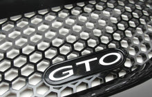 Load image into Gallery viewer, Reproduction Black Plastic SAP Grille Set 2004-2006 Pontiac GTO
