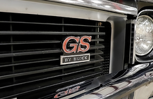 Load image into Gallery viewer, OER Diecast Nameplate Grille Emblem For 1972 Buick Skylark GS GS455
