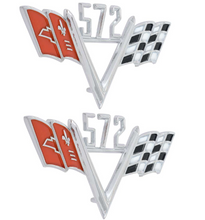 Load image into Gallery viewer, OER Custom 572 Crossed Flag Front Fender Emblem Set For Chevy Car and Trucks
