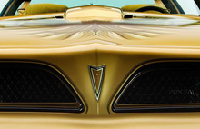 Load image into Gallery viewer, OER Gold Bumper Nose Front Arrowhead Emblem For 1978-1981 Firebird Esprit
