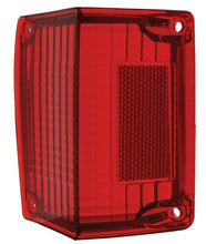 Load image into Gallery viewer, United Pacific Tail Light Lens and Gasket Set For 1970-1972 Chevy EL Camino
