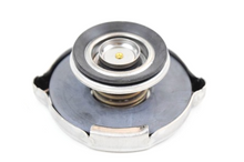 Load image into Gallery viewer, Genuine GM NOS 10409635 15LB Radiator Cap 1977-1996 Impala and Full Size
